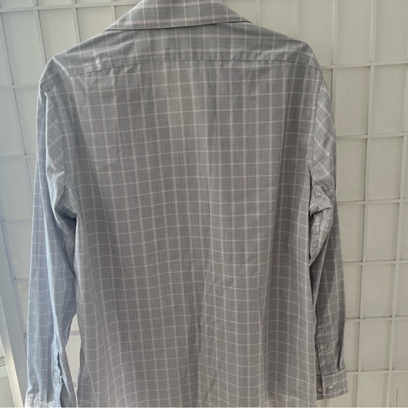 Calvin Klein Slim Fit Perfirmance Non Iron shirt- size 17 34/35 - Picture 2 of 7